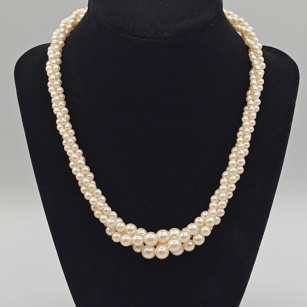Vtg 17" Napier Faux Pearl Twisted Rope Necklace Choker Gold Tone Clasp Elegant